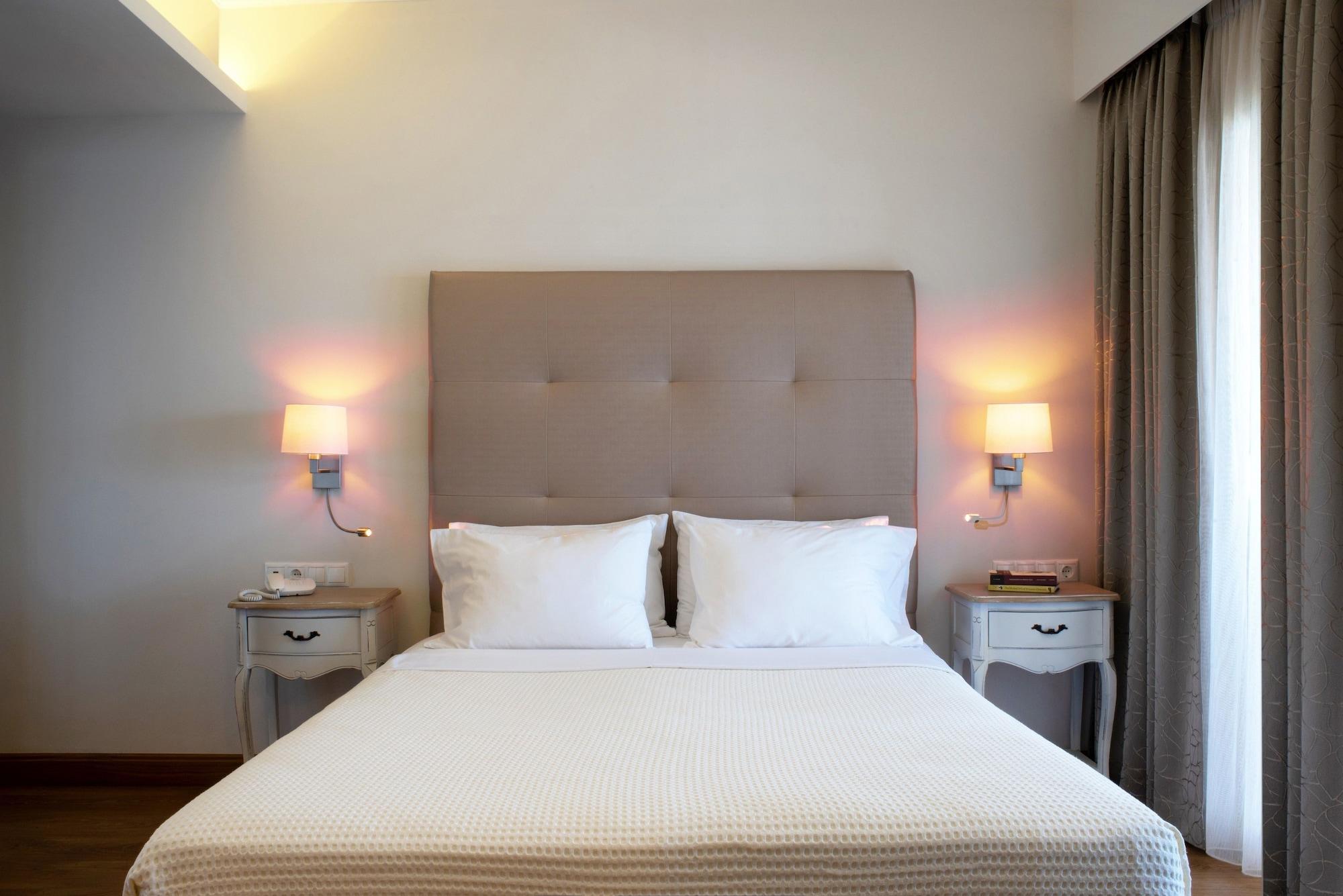 Karalis City Hotel Pylos Ngoại thất bức ảnh