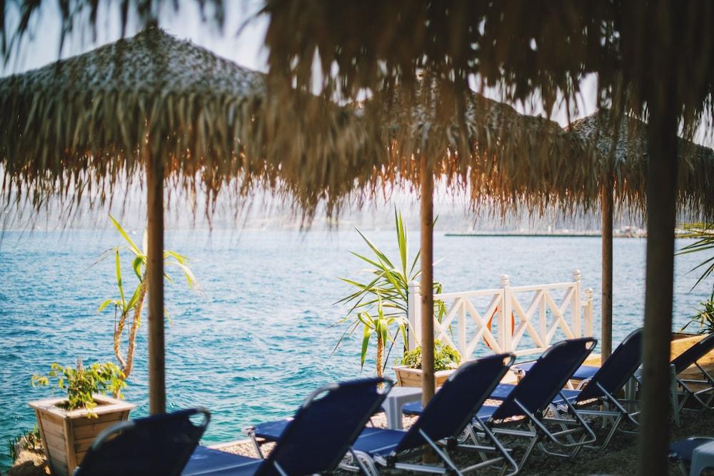 Karalis City Hotel Pylos Ngoại thất bức ảnh