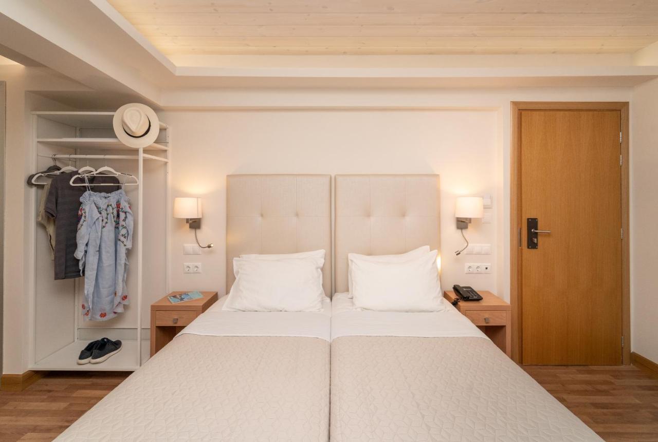 Karalis City Hotel Pylos Ngoại thất bức ảnh