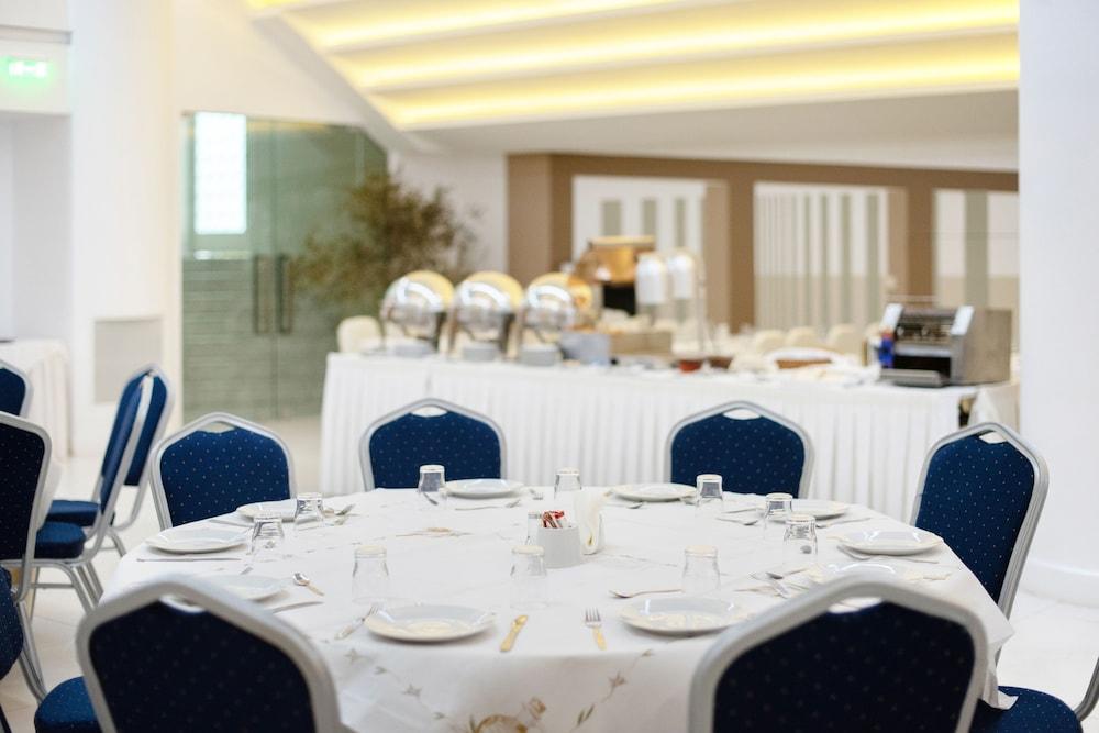 Karalis City Hotel Pylos Ngoại thất bức ảnh